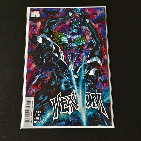 Venom #8 - Picture 1 of 7
